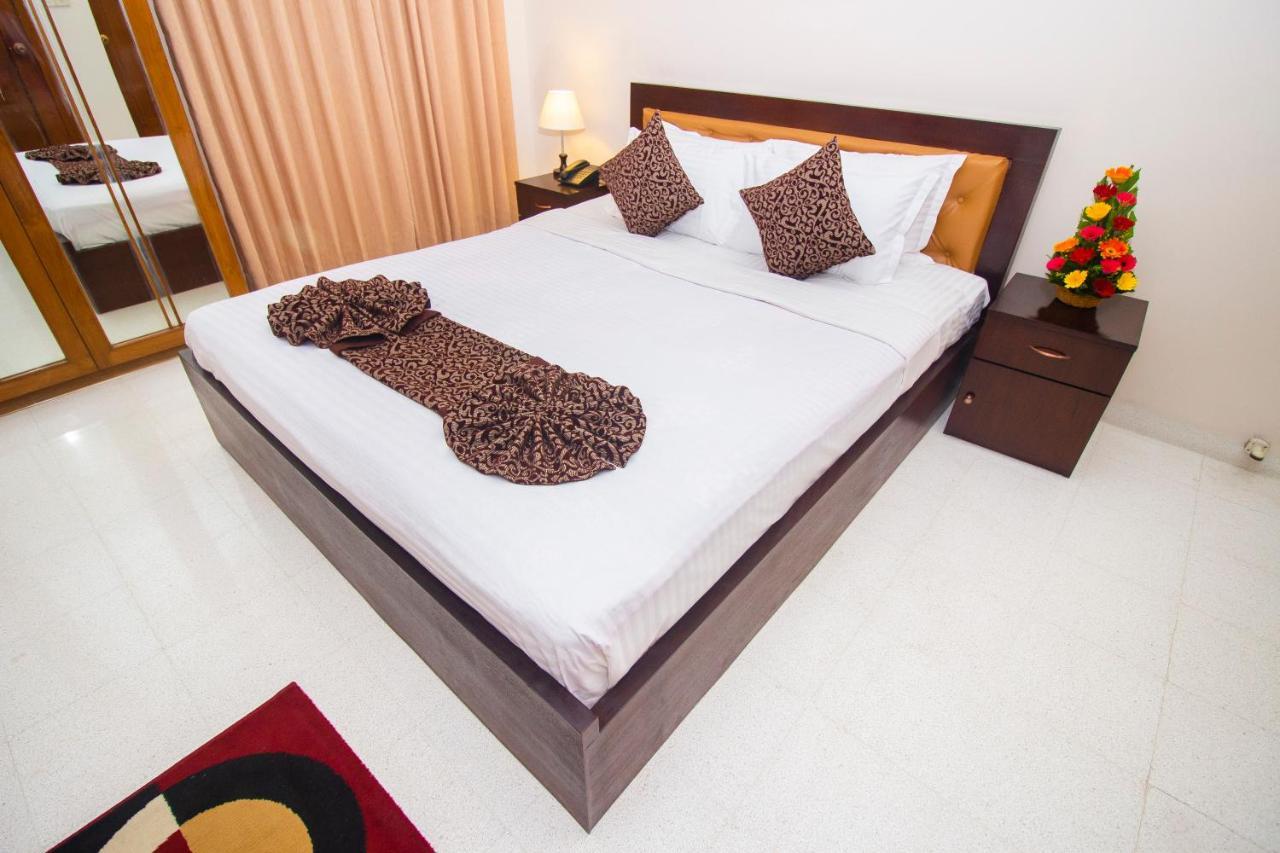 Hotel Suite Palace Dhaka Ngoại thất bức ảnh