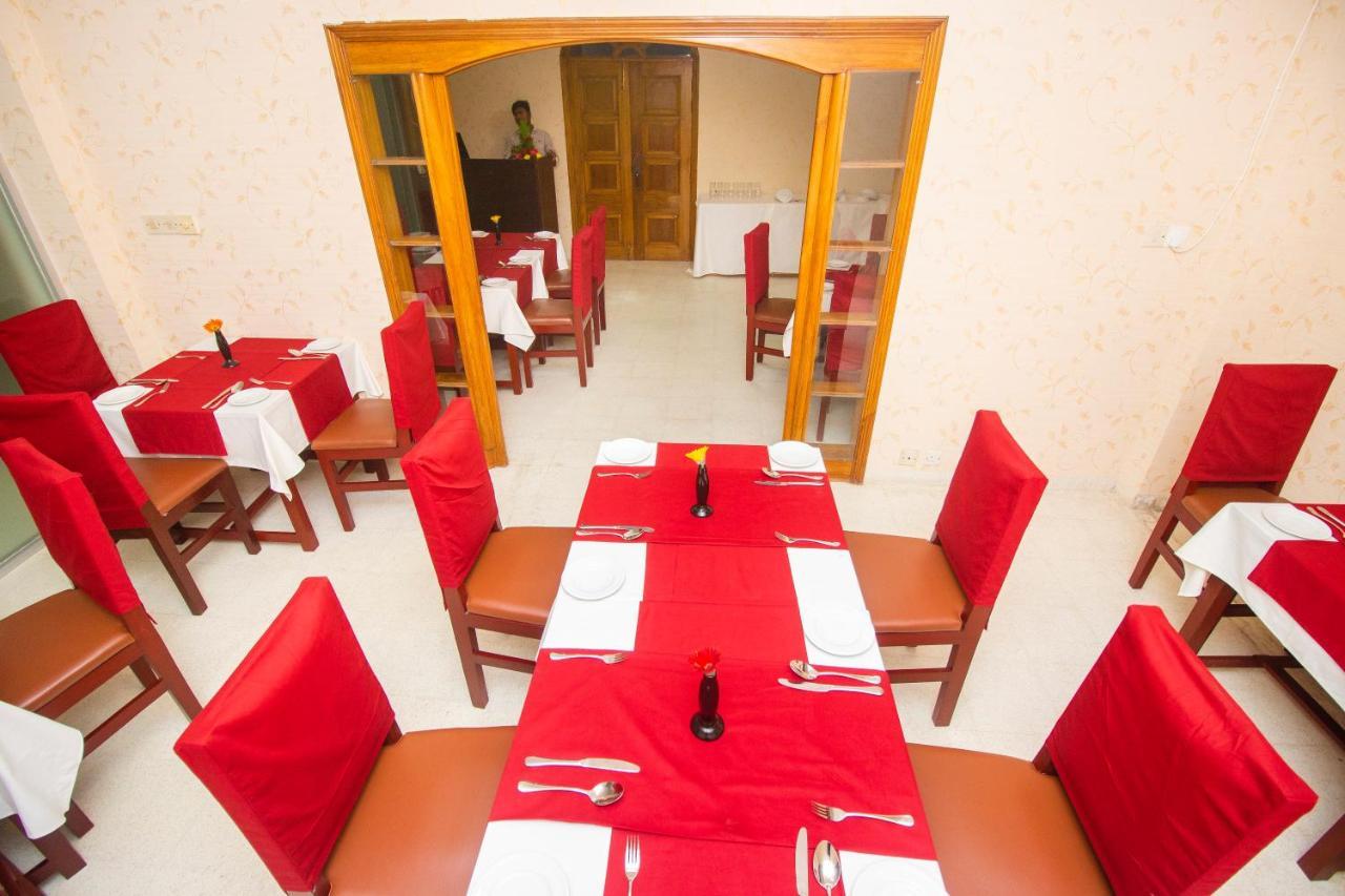 Hotel Suite Palace Dhaka Ngoại thất bức ảnh
